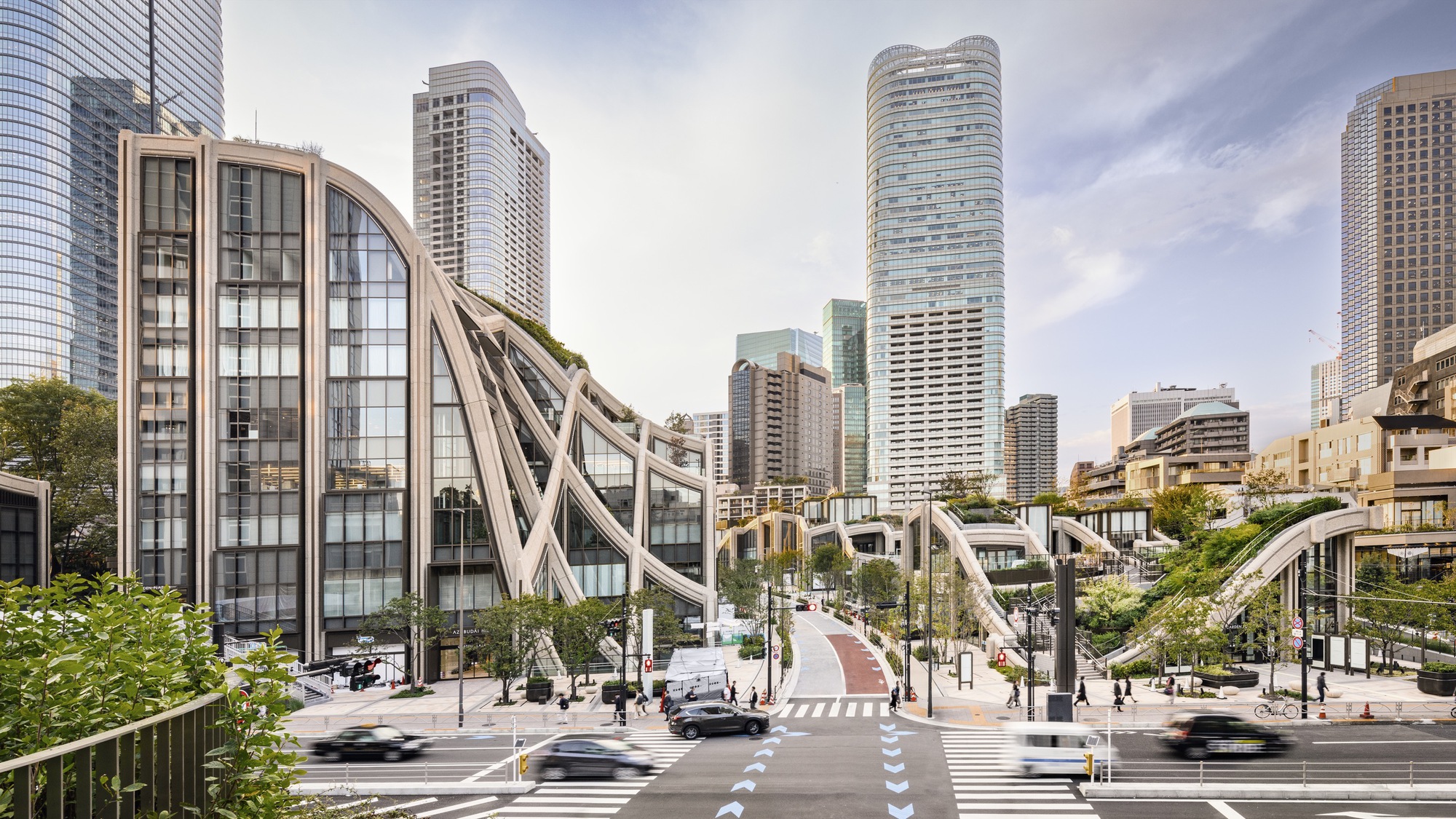 Azabudai Hills Heatherwick Studio development project in japan